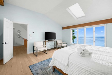 Plymouth MA vacation rental - Bedroom - King - Upper Level