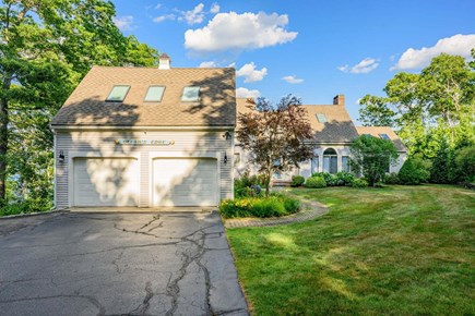 Plymouth MA vacation rental - Walkway leading to the front door from driveway