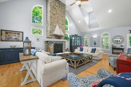 Yarmouth Port Cape Cod vacation rental - Inviting family room