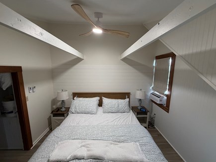 Falmouth, New Silver Beach Cape Cod vacation rental - King bed