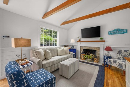 Chatham Cape Cod vacation rental - Inviting living room