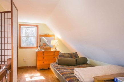 East Sandwich Cape Cod vacation rental - Loft with single day bed