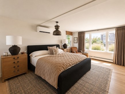 Truro - 9 min to Ptown Cape Cod vacation rental - Huge primary suite