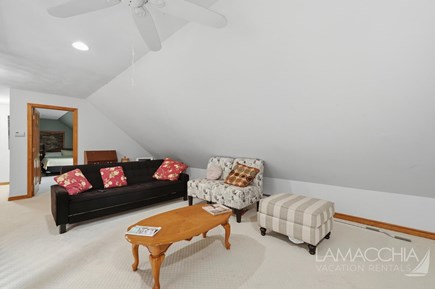 Chatham Cape Cod vacation rental - Upstairs sitting area