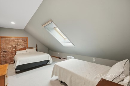 Chatham Cape Cod vacation rental - Upstairs bedroom