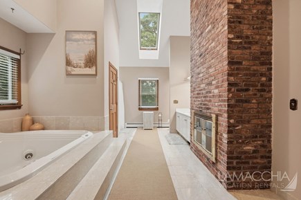 Chatham Cape Cod vacation rental - Full bathroom