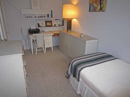 Wellfleet Cape Cod vacation rental - Twin Bedroom