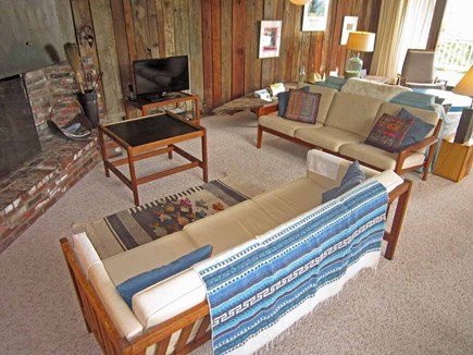 Wellfleet Cape Cod vacation rental - Liiving room