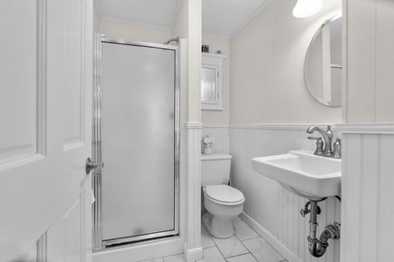 Popponesset Cape Cod vacation rental - Bathroom