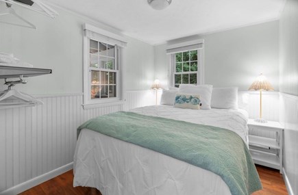 Popponesset Cape Cod vacation rental - Bedroom 1: Queen