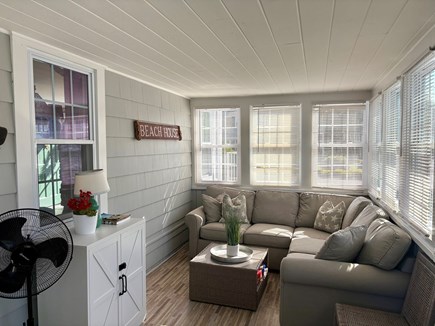 Dennis Port Cape Cod vacation rental - Cozy sunroom off of the living room