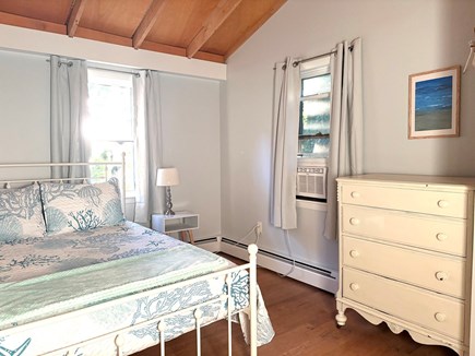 Falmouth Cape Cod vacation rental - Queen bedroom