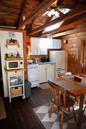 Eastham, First Encounter - 4005 Cape Cod vacation rental - Fully equipped kitchen