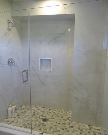 Plymouth MA vacation rental - Upstairs bathroom with walk in glass shower