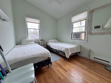 Wellfleet Cape Cod vacation rental - 2nd Floor Twin Room