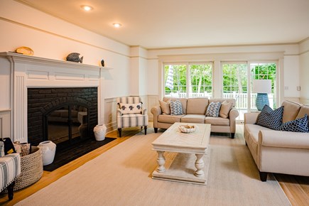 Sandwich, Forestdale Cape Cod vacation rental - Spacious living room