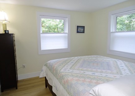 Eastham (Bay side) Cape Cod vacation rental - Queen bedroom 
