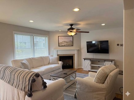 Dennis Village Cape Cod vacation rental - Living Room