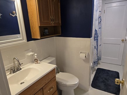 Dennis Port Cape Cod vacation rental - Full Bath