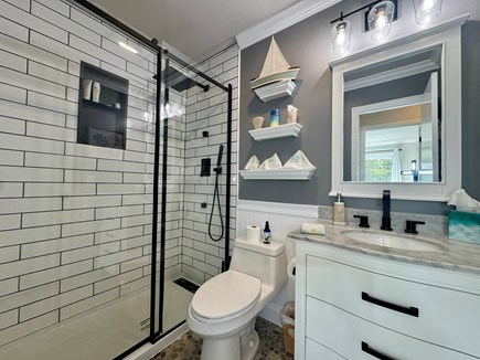 Brewster Cape Cod vacation rental - Primary Bathroom