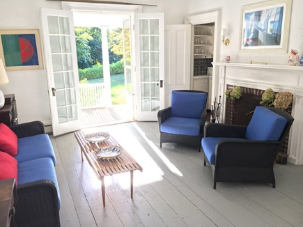 Wellfleet Cape Cod vacation rental - The living room gives onto the porch, which give on to the lawn