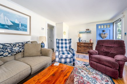 West Yarmouth Cape Cod vacation rental - Love Seat, 2 recliners-seats 4