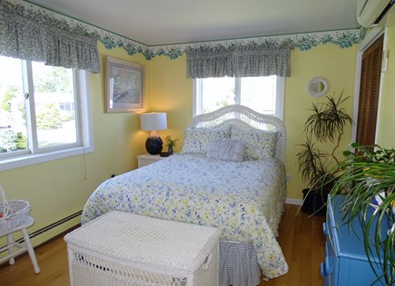 Kingston Bay/Near Plymouth MA vacation rental - First floor bedroom with adjacent bathroom - double bed