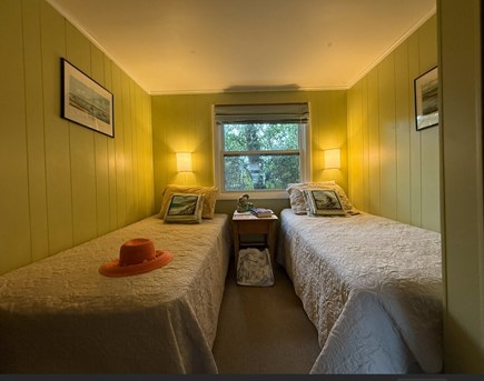North Eastham on a sandy lane  Cape Cod vacation rental - Twin bedroom with washer/dryer
