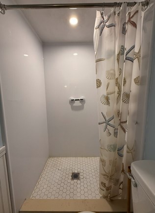 North Eastham on a sandy lane  Cape Cod vacation rental - Shower