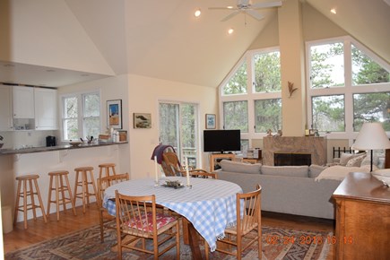 Wellfleet Cape Cod vacation rental - Great room with catherdral ceilings