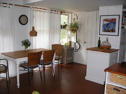 Wellfleet Cape Cod vacation rental - Indoor dining area