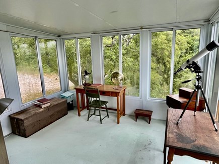 Ryder Beach Bayside, Truro Cape Cod vacation rental - Sunroom off the Upstairs Bedroom