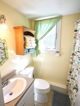 Ryder Beach Bayside, Truro Cape Cod vacation rental - Downstairs full bathroom