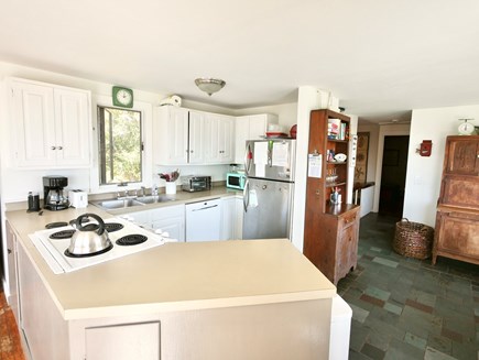 Ryder Beach Bayside, Truro Cape Cod vacation rental - Kitchen