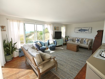 Ryder Beach Bayside, Truro Cape Cod vacation rental - Wonderful entry-level living room