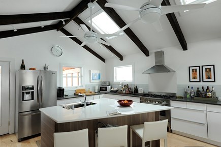 Wellfleet Cape Cod vacation rental - Kitchen with island and high end appliances