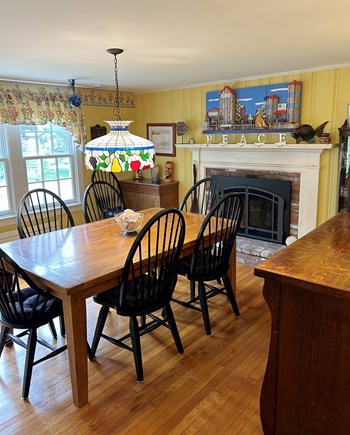 Brewster, The Highlands Cape Cod vacation rental - Sunny dining room