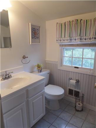 Hyannis Cape Cod vacation rental - Upstairs full bath (#4)
