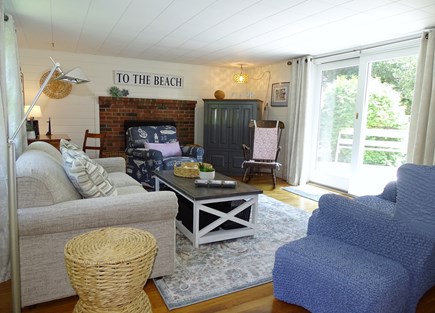 East Orleans, Barley Neck Rd o Cape Cod vacation rental - Large living room with slider to deck