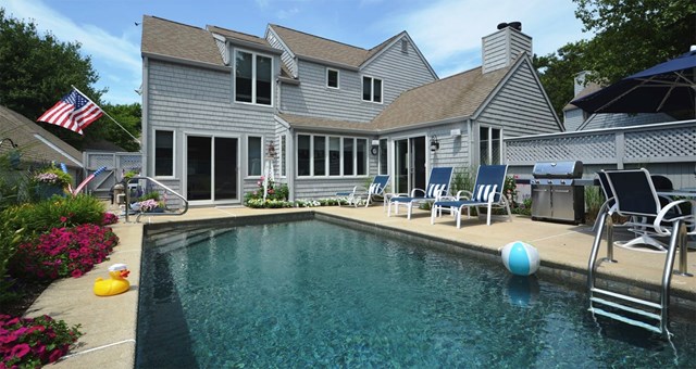 Pool Villa on the 13th Hole of the New Seabury Golf Course