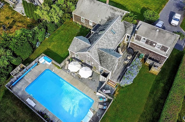 Golf, pool, beach, fun — family! Make great memories!