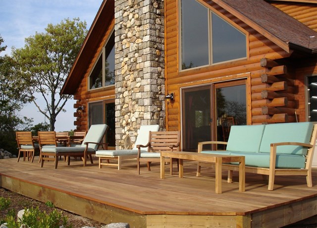 Ultimate privacy - 9 acres overlooking Shank Painter Pond