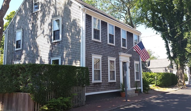 Spacious home close to downtown