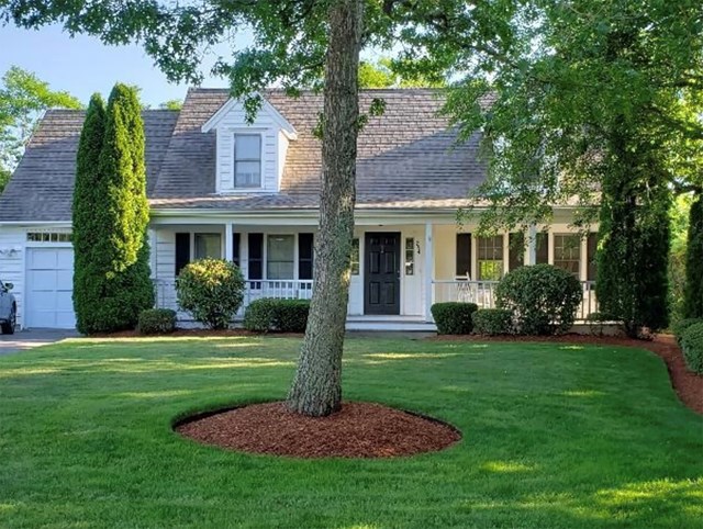 4-bedroom in W. Hyannisport. Spend Christmas and New Year's 