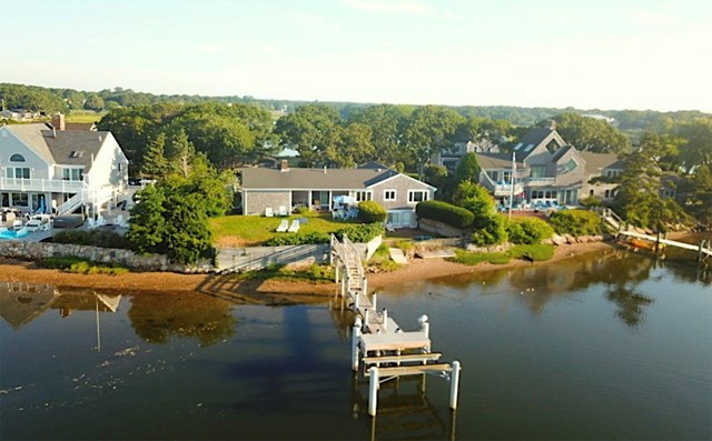 Oceanfront - Beach, Dock & Kayaks