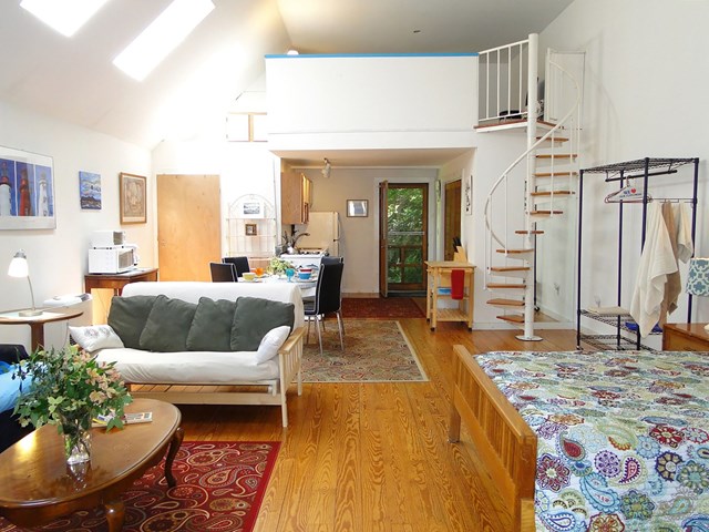 Wooded Haven, Martha's Vineyard Oasis
