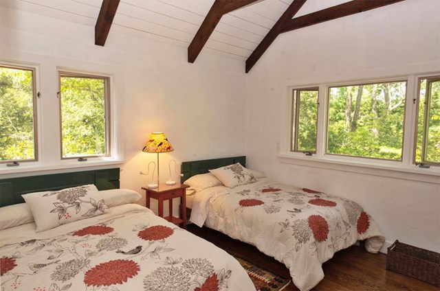 Just a short walk to the beach from this California contemporary home