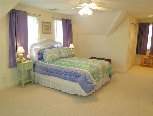Large upstairs queen bedroom with TV