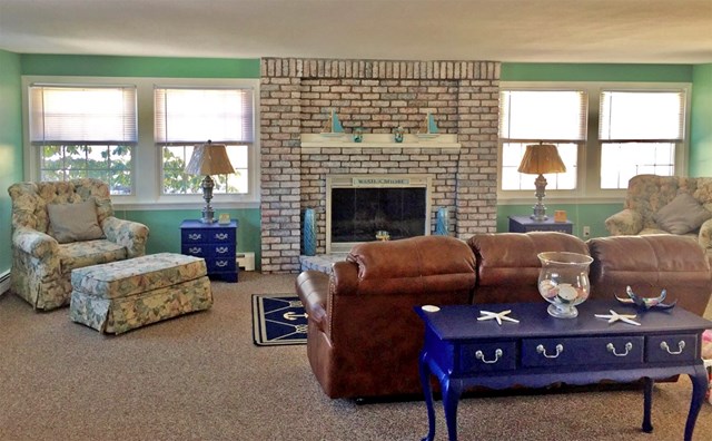 Beautiful Priscilla Beach House with Private Beach