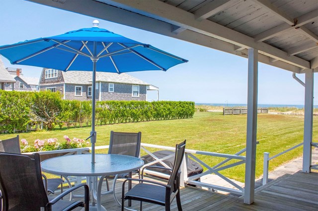 Brant Point Beachside Cottage w/Water Views & Private Beach

